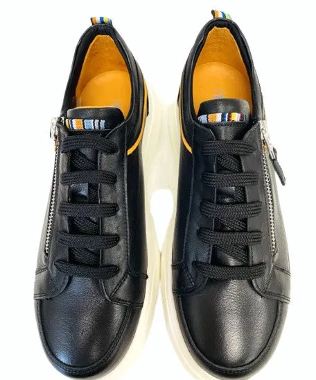 Karen Koo 242335BLK- Trainer