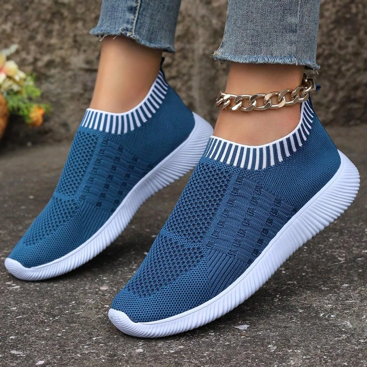 Ladies' Fashionable Sporty Style Knitted Sneakers With Striped Pattern For All Seasons Outdoor & Casual Activities