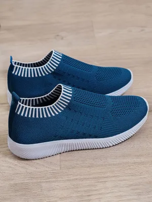 Ladies' Fashionable Sporty Style Knitted Sneakers With Striped Pattern For All Seasons Outdoor & Casual Activities