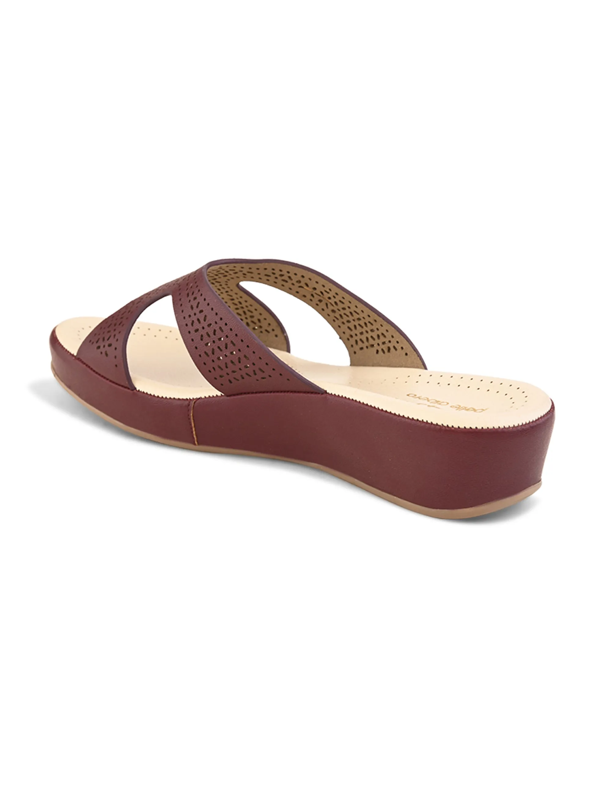 Pelle Albero Female's Maroon Faux Leather Flat Slipper